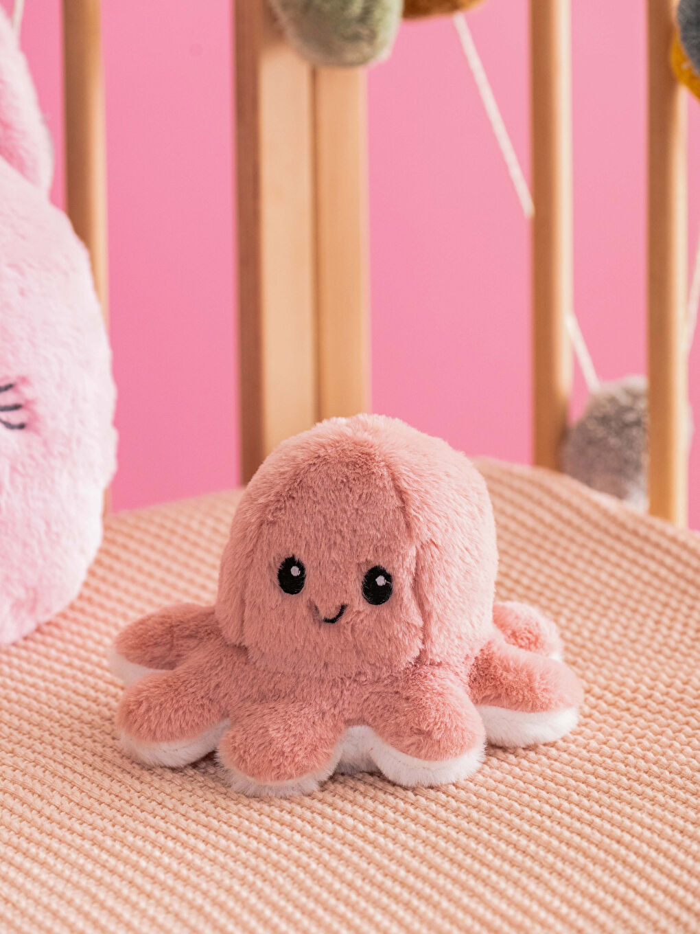 LCW HOME Double-Sided Plush Stuffed Octopus -S3DD61Z1-RRE