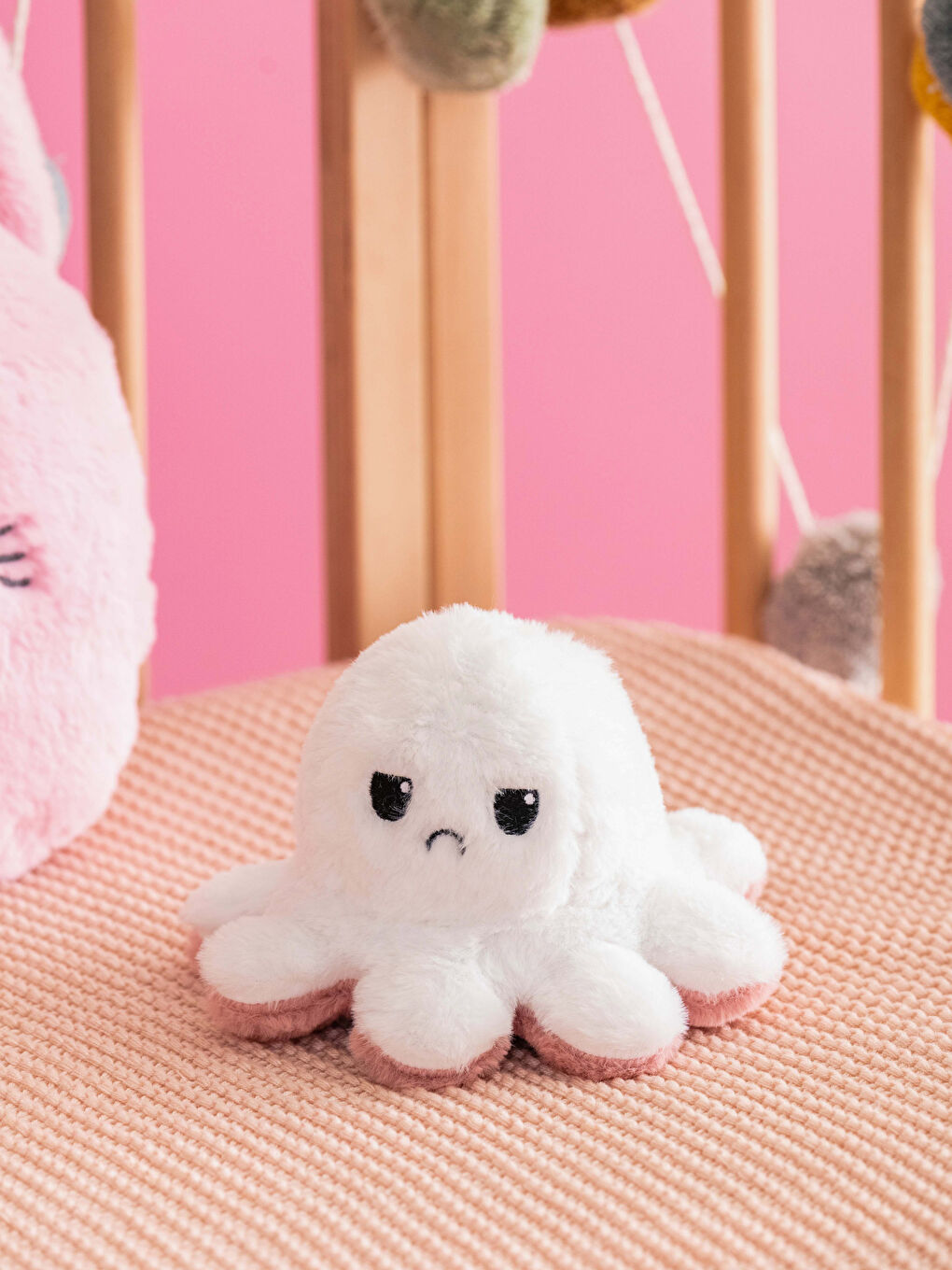 LCW HOME Double-Sided Plush Stuffed Octopus -S3DD61Z1-RRE