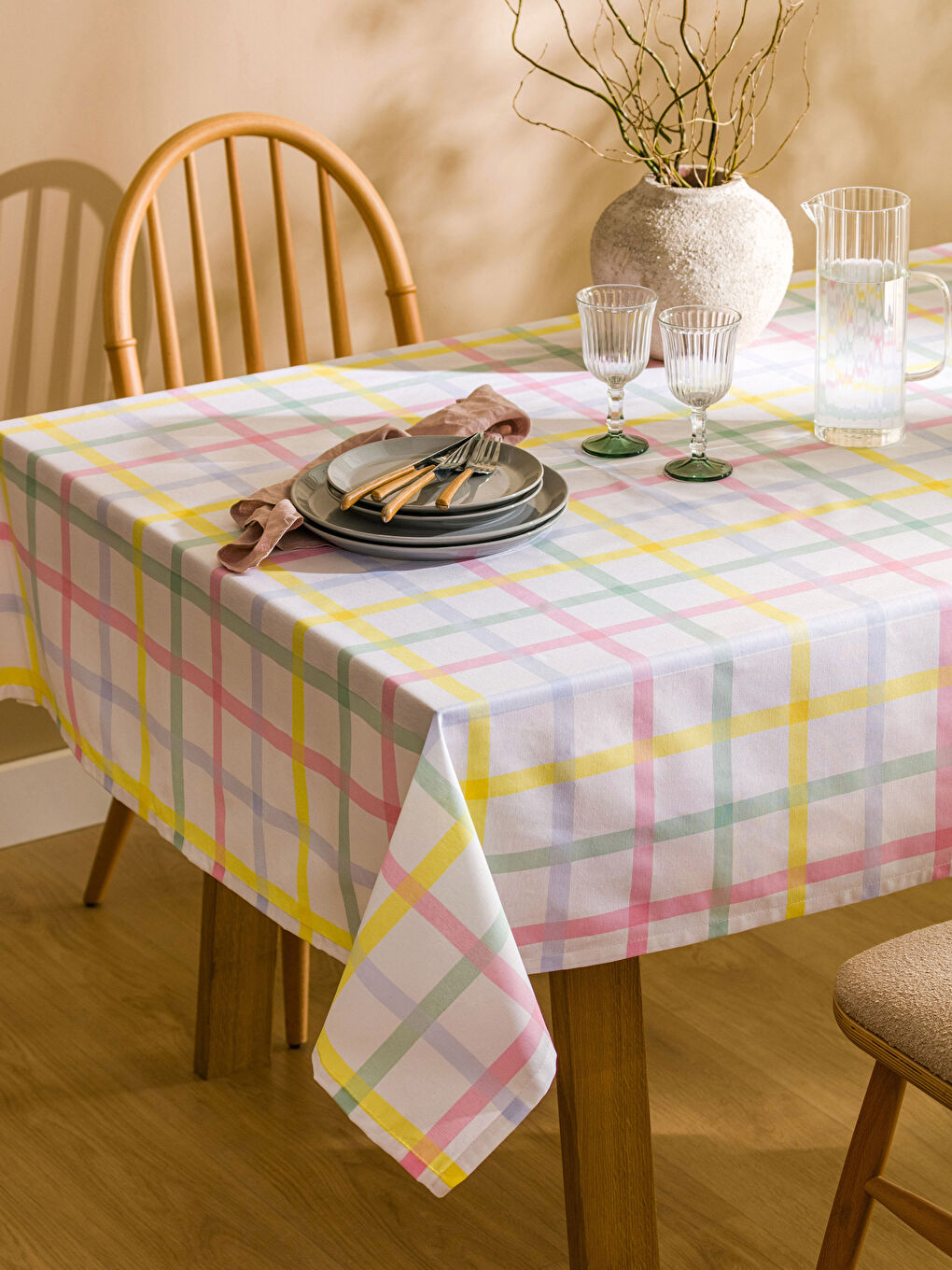 Karışık Ekose Masa Örtüsü 150x150 cm