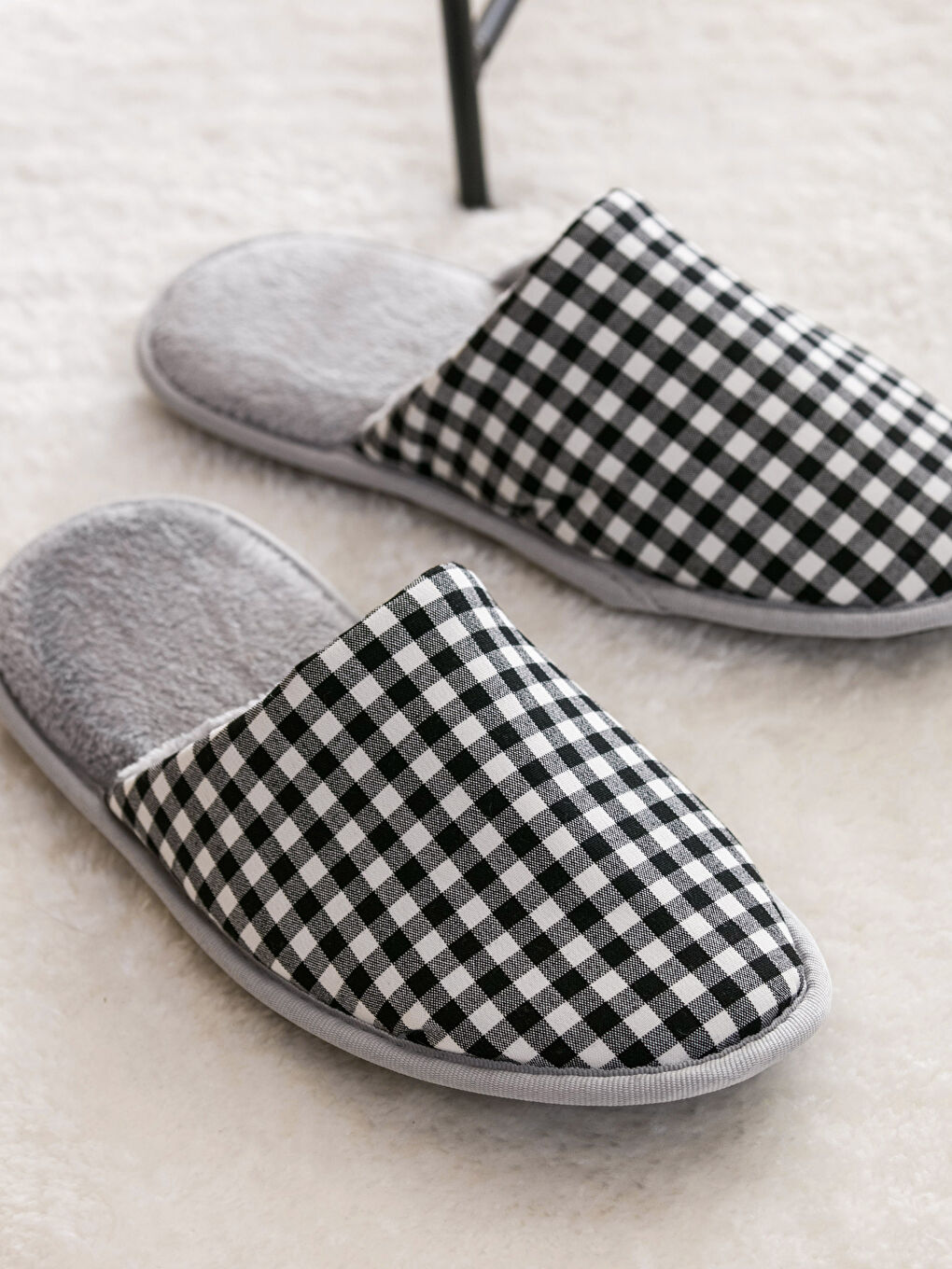 Closed Front Checkered Women's House Slippers-2