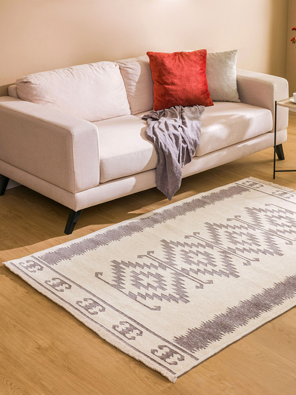 LCW HOME Gri Etnik Desenli Saçaklı Halı 120x180 cm - 1