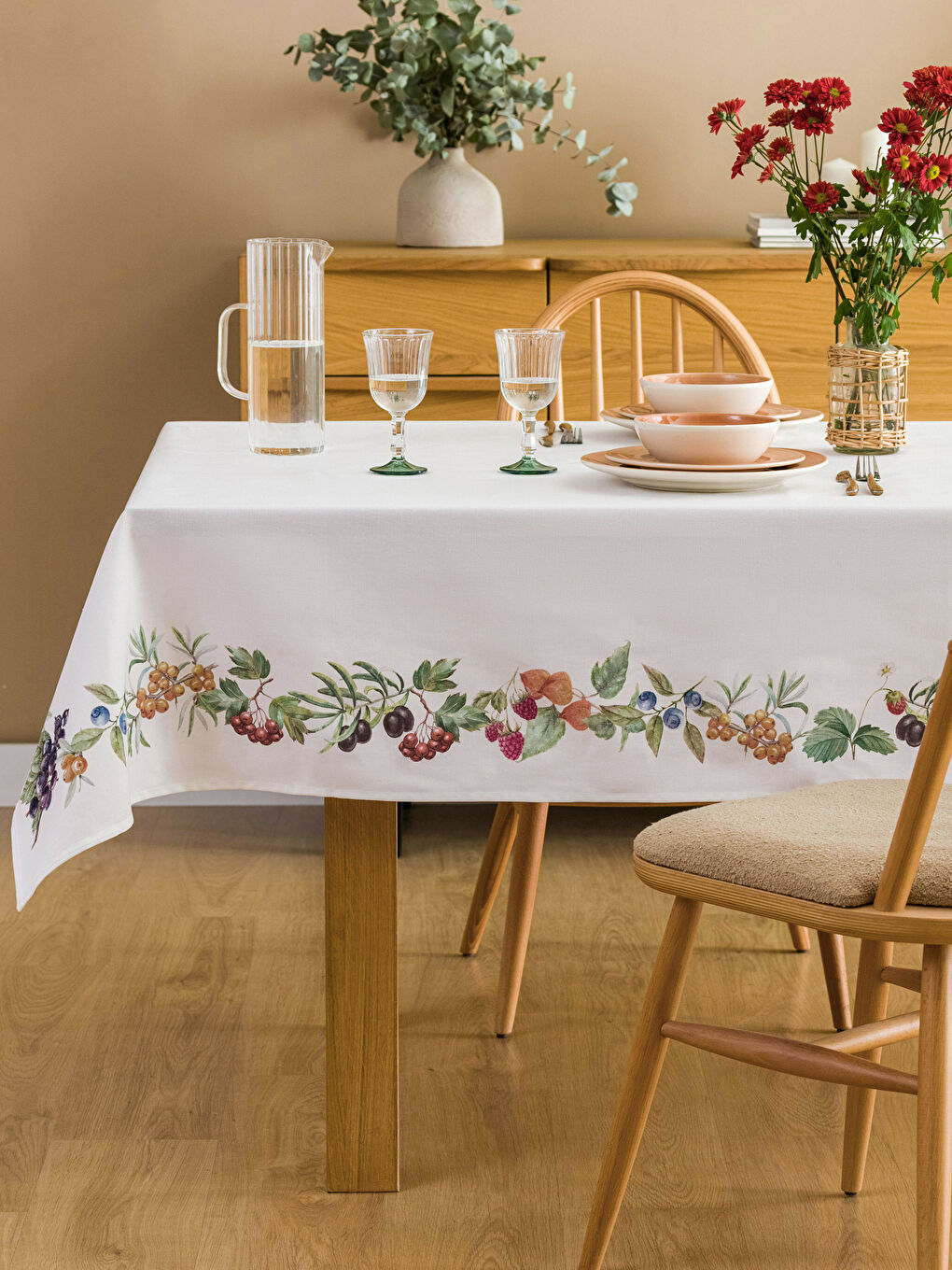 Karışık Meyve Desenli Masa Örtüsü 150x220 cm-1