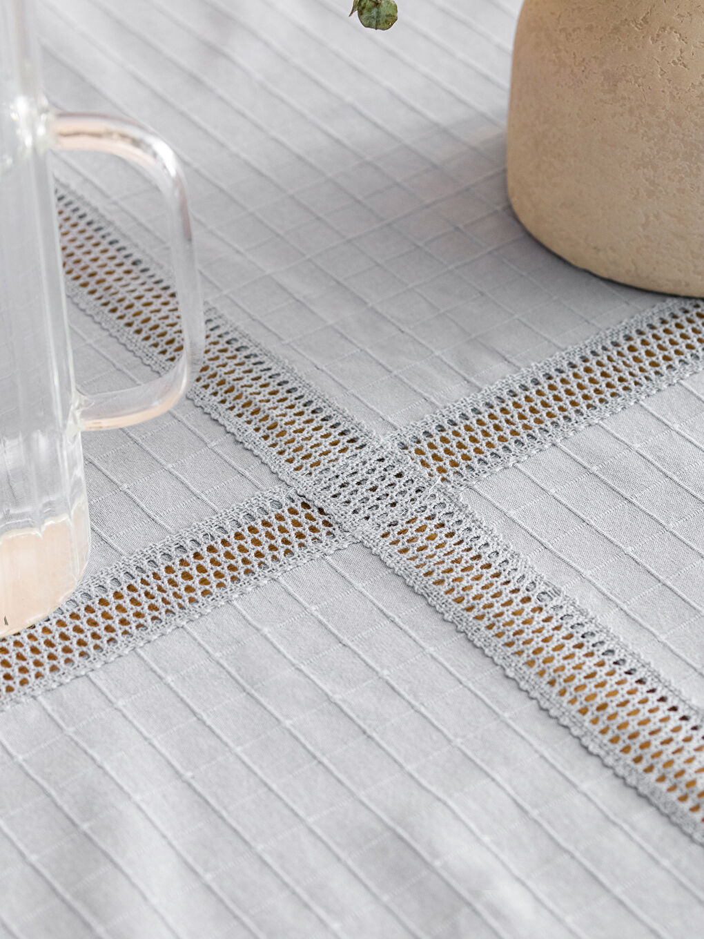 Mavi Püsküllü Dantel Detaylı Masa Örtüsü 150x220 cm-2