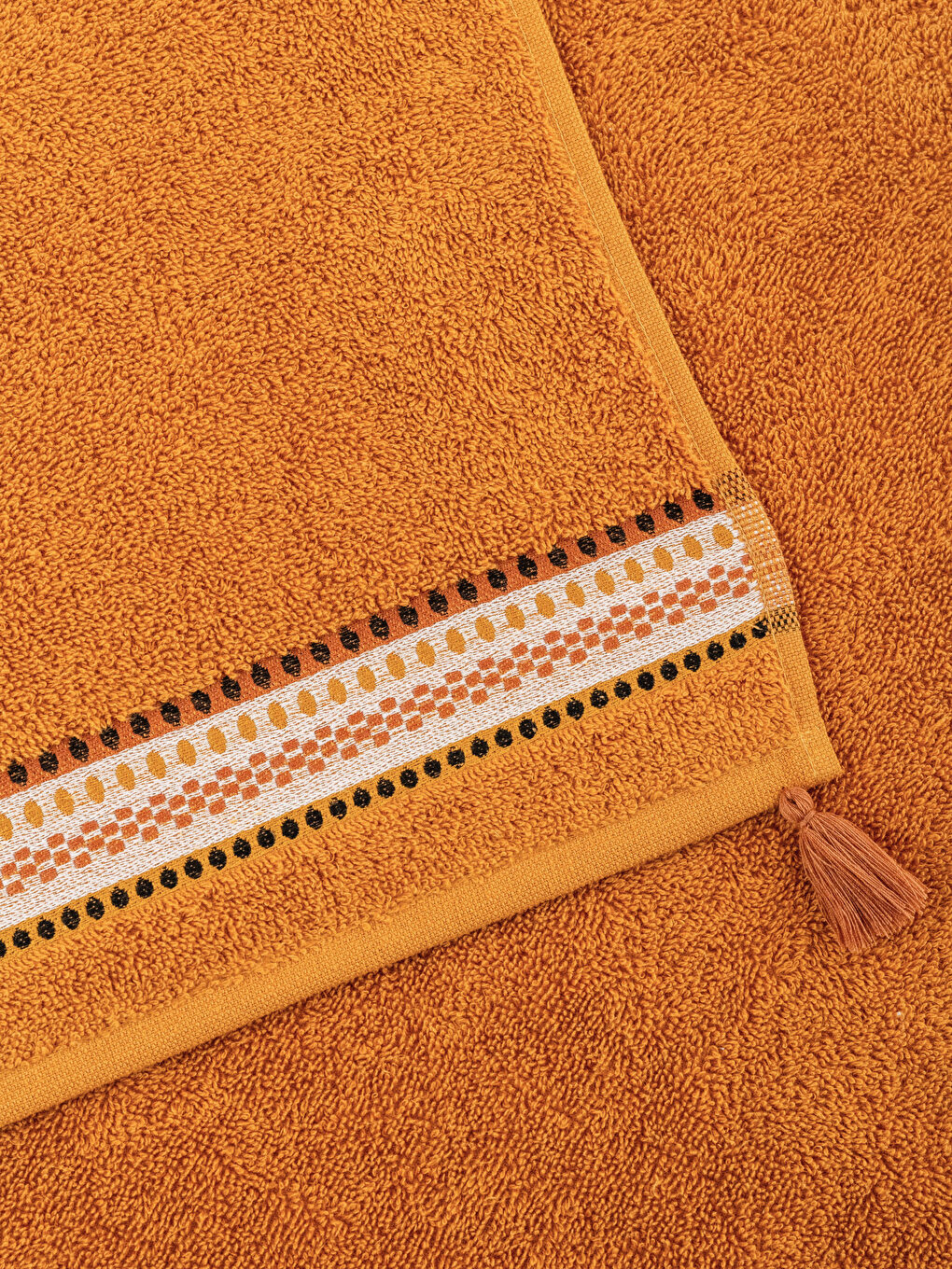 Embroidered Hand Towel 50x80 cm-3