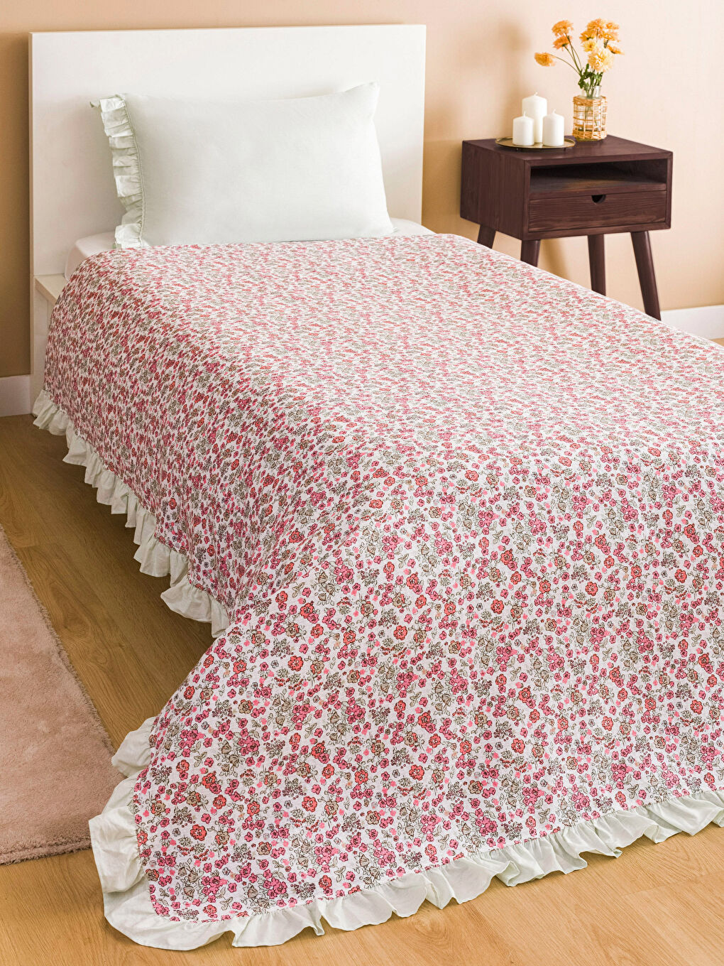 Karışık Çiçek Desenli Tek Kişilik Pike Seti