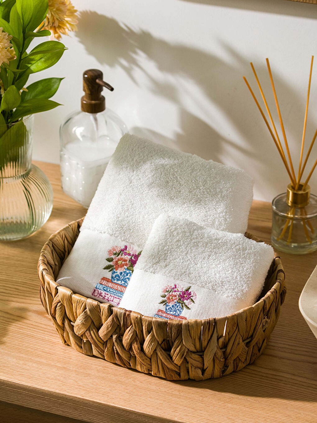Cotton Embroidered Towel Set 2 Pack-1