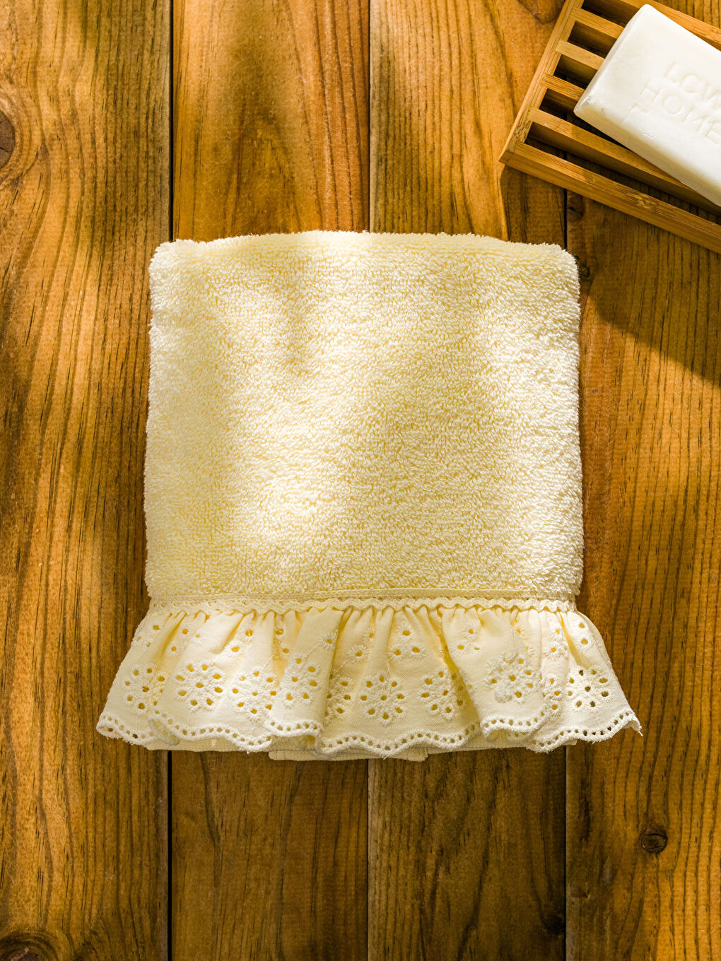 Frilly Lace Detailed Face Towel 50x80 Cm-2