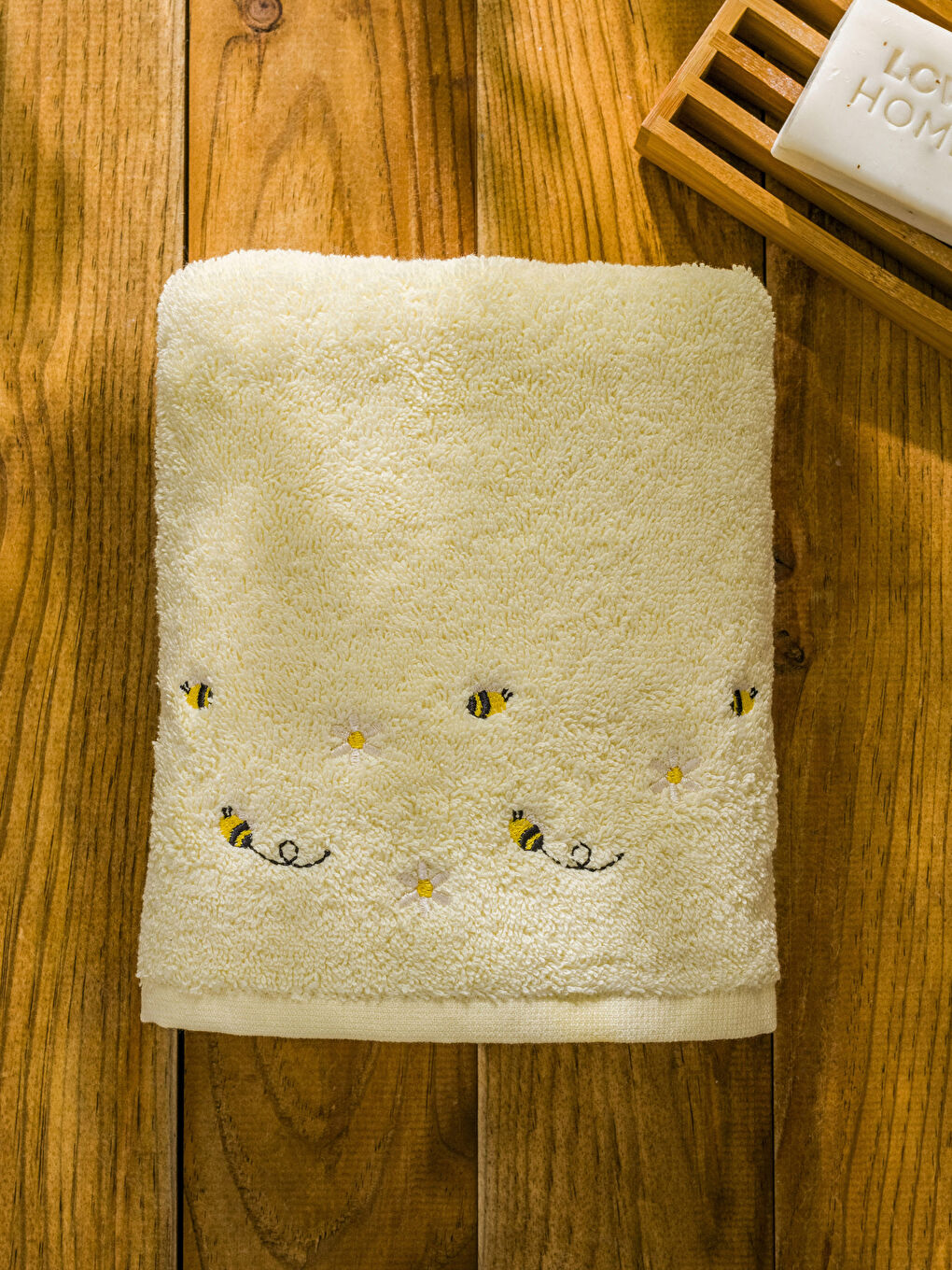 Sarı Arı Nakışlı Pamuklu Yüz Havlusu 50x80 cm-2