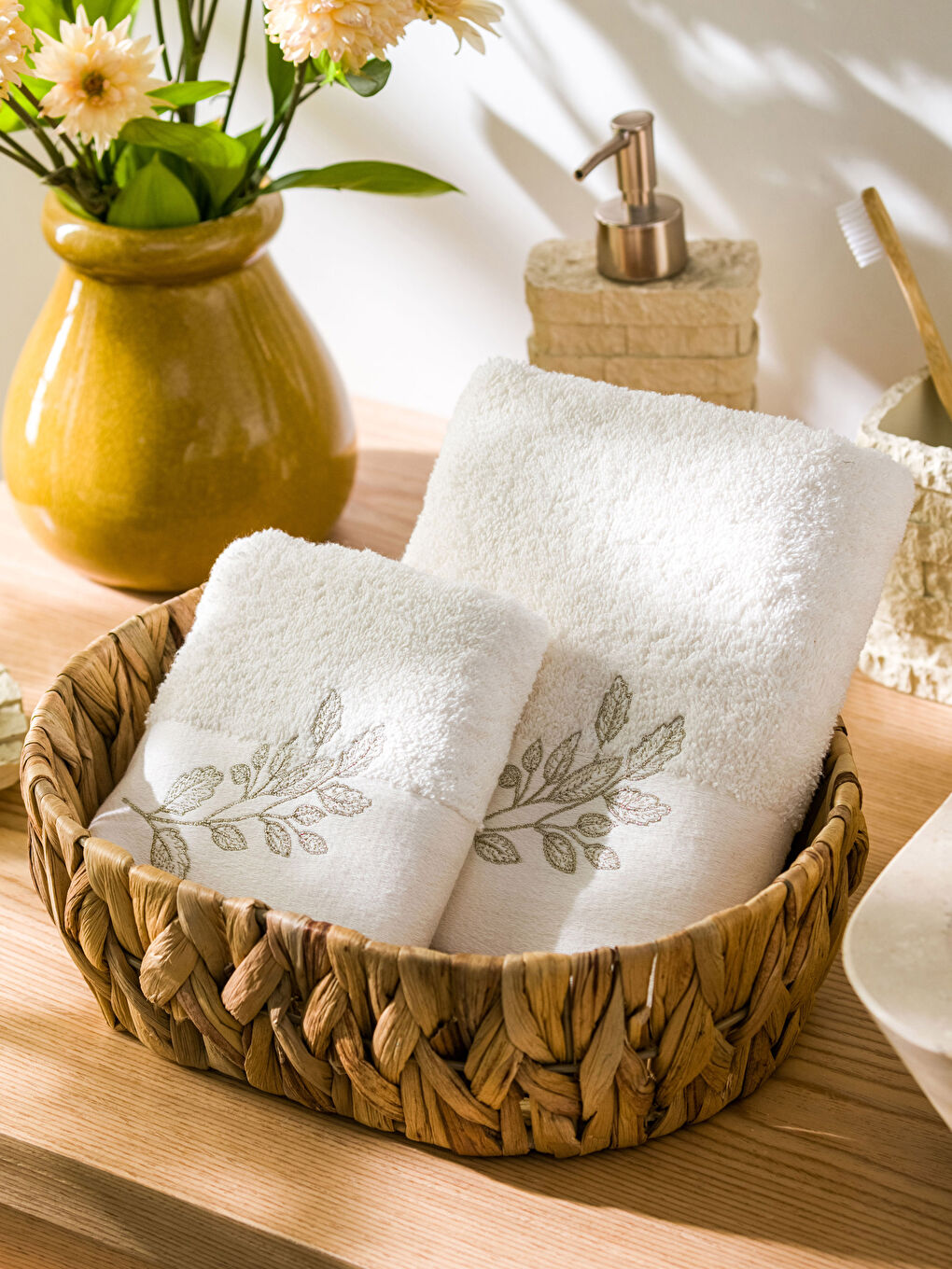 Ekru Pamuklu Nakışlı Havlu Seti 2'li-1