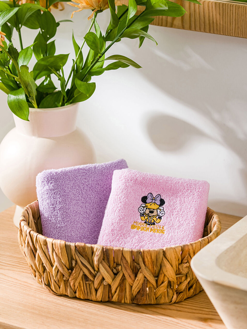 Minnie Mouse Embroidered Children's Hand Towel Set of 2