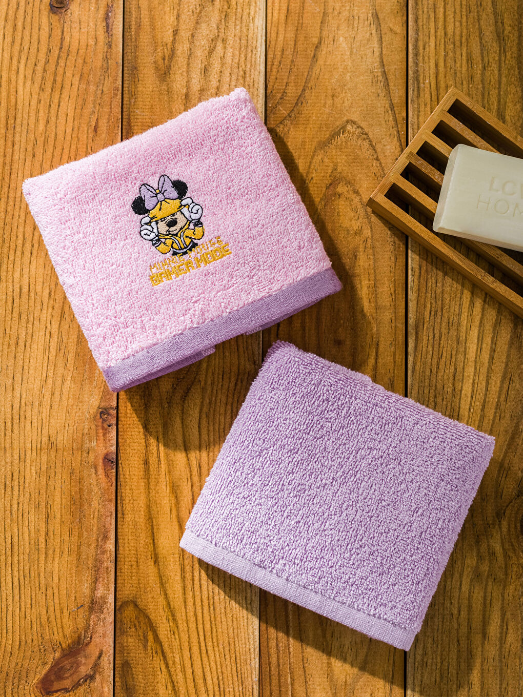 Minnie Mouse Embroidered Children's Hand Towel Set of 2-2