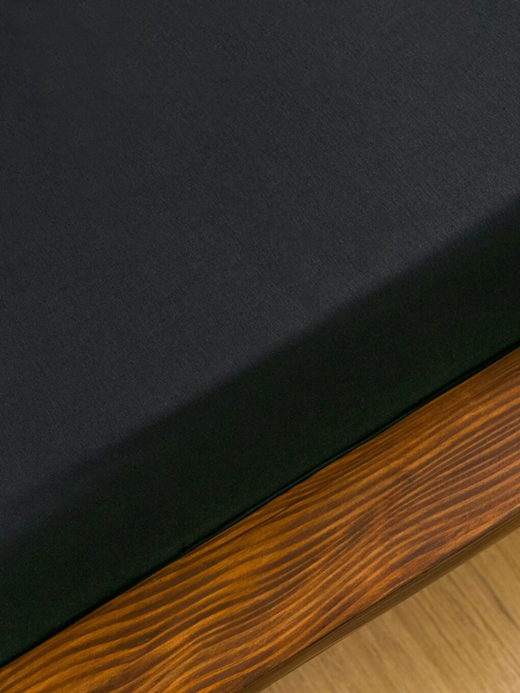 Plain Cotton Double Fitted Sheet 160x200x30 cm-1