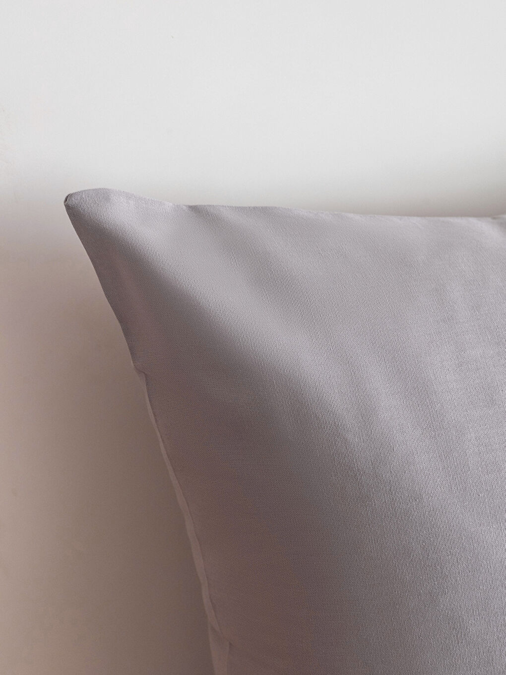 Gri Tek Kişilik Pamuklu Lastikli Çarşaf ve Yastık Kılıfı-2