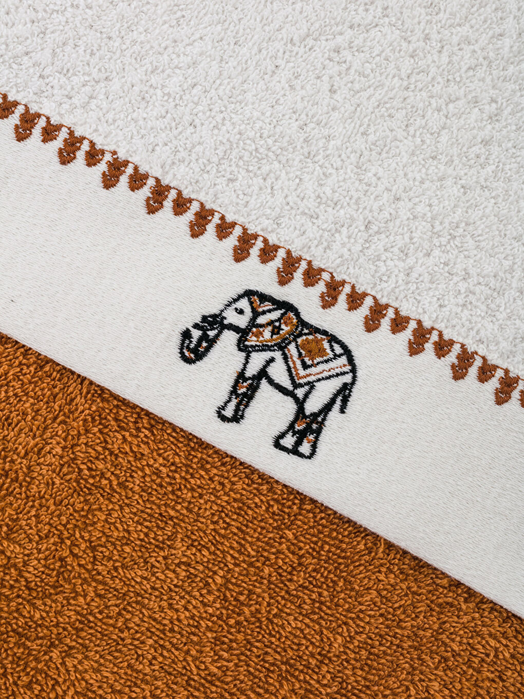 Elephant Embroidered Hand Towel 2 Pack 30x50 Cm-5