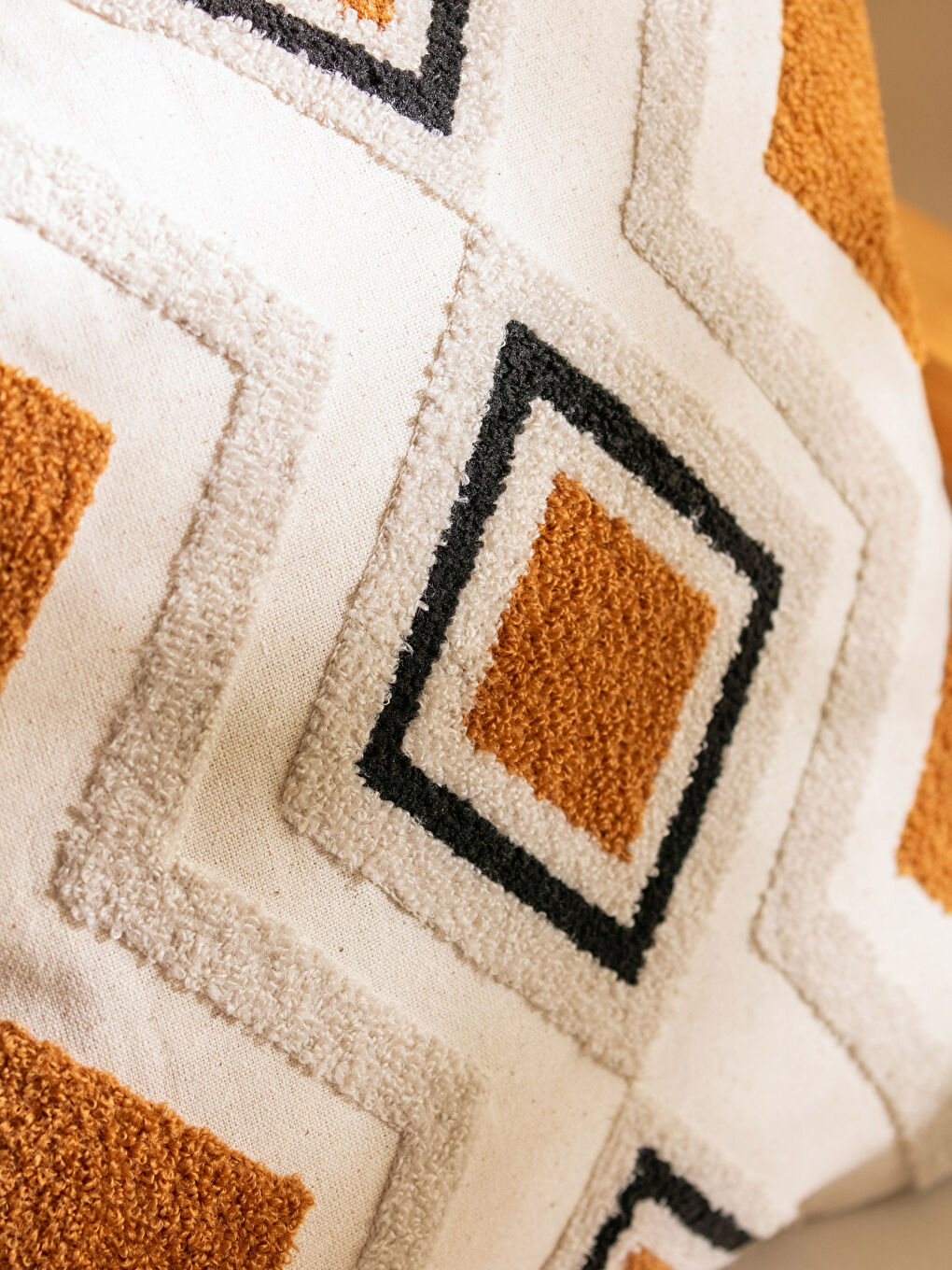 Karışık Nakışlı Kırlent Kılıfı 45x45 cm-2