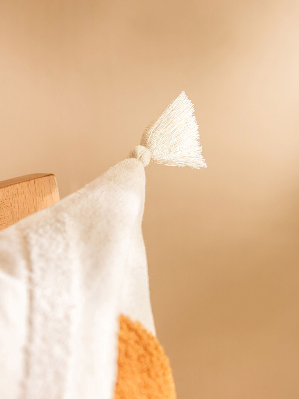 Karışık Nakışlı Kırlent Kılıfı 45x45 cm-3