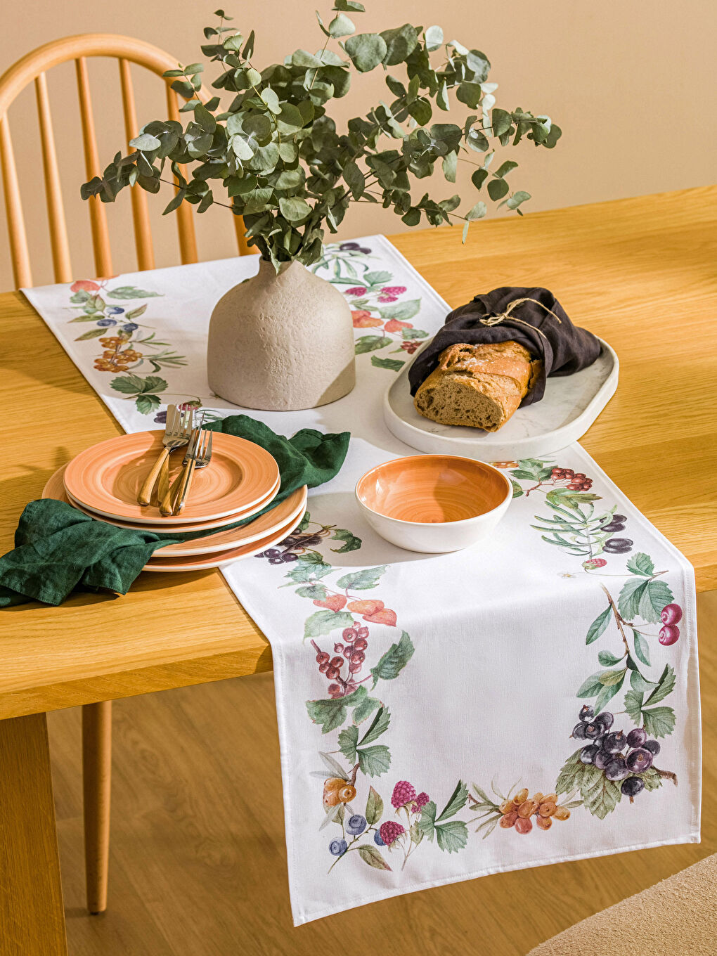 Karışık Meyve Baskılı Runner 45x150 cm