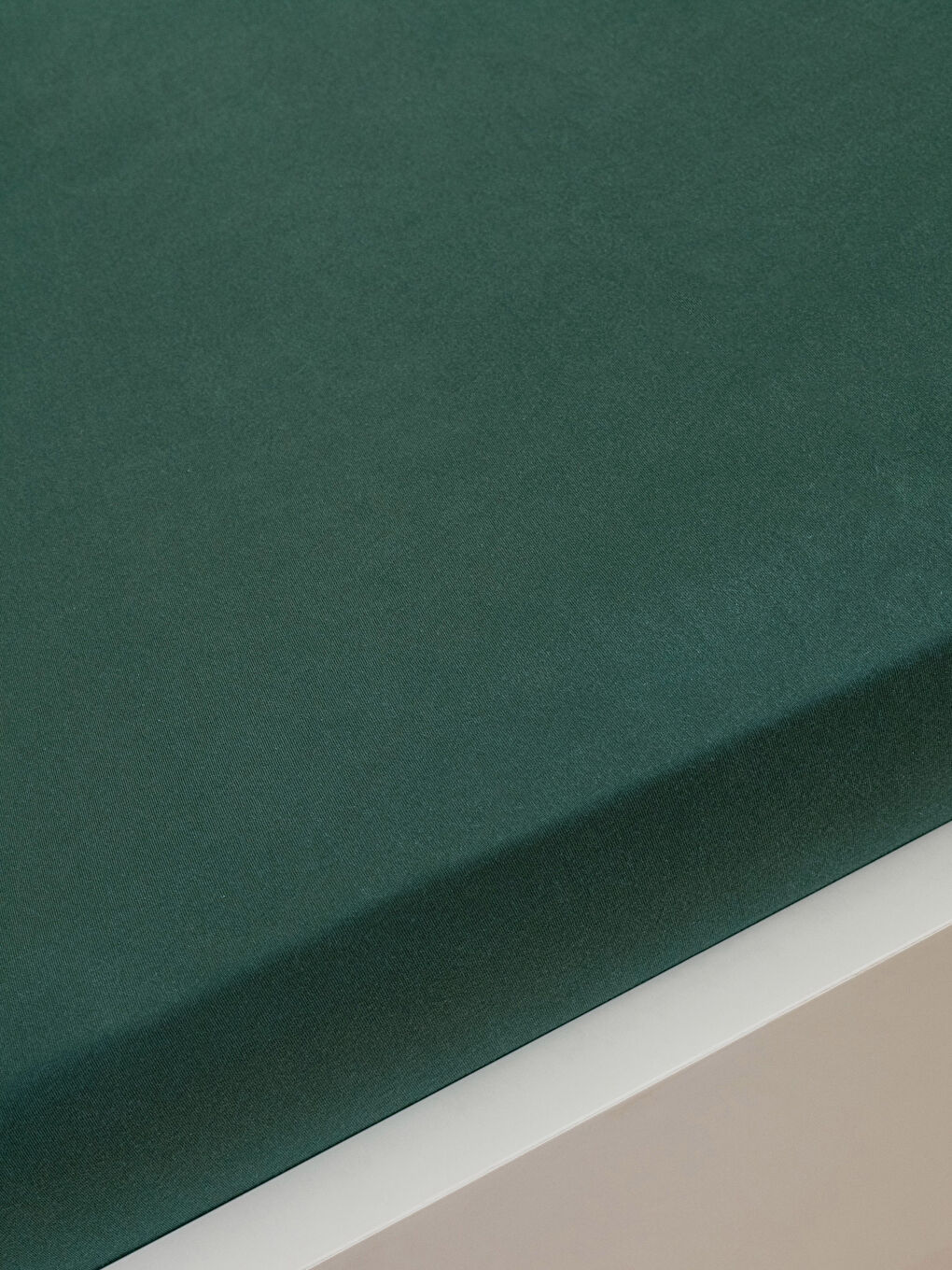 Plain Fitted Single Bed Sheet 100x200x30 cm-1