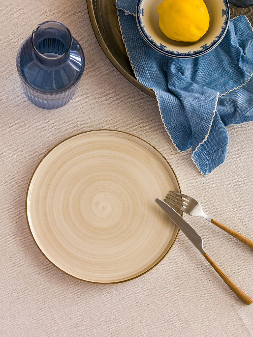Plain Ceramic Serving Plate 26 Cm