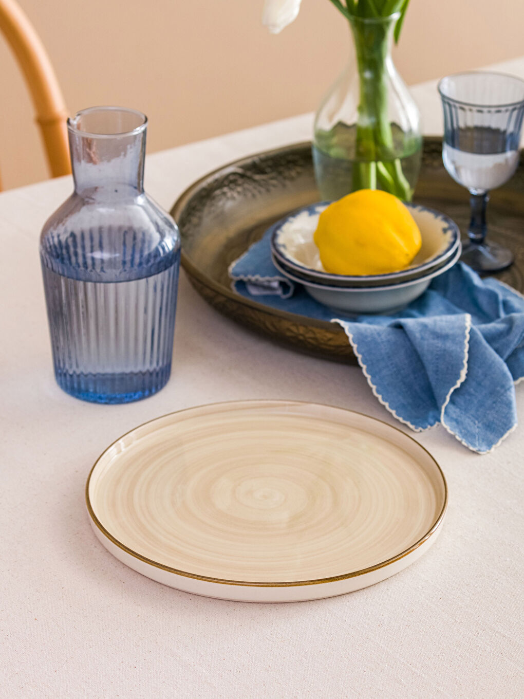 Plain Ceramic Serving Plate 26 Cm-1