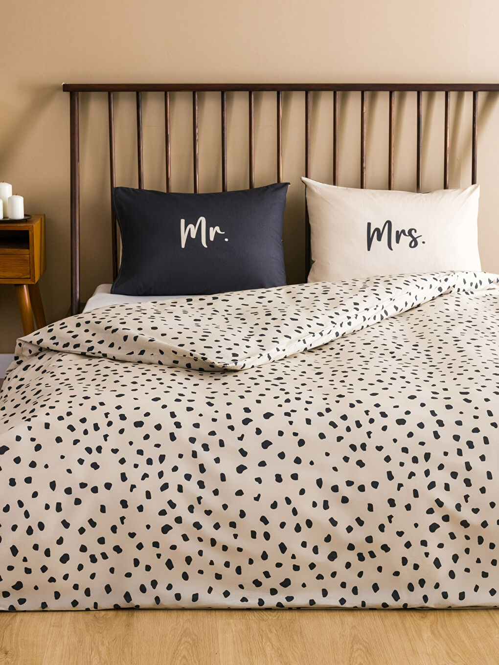 Karışık Desenli Çift Kişilik Nevresim Seti