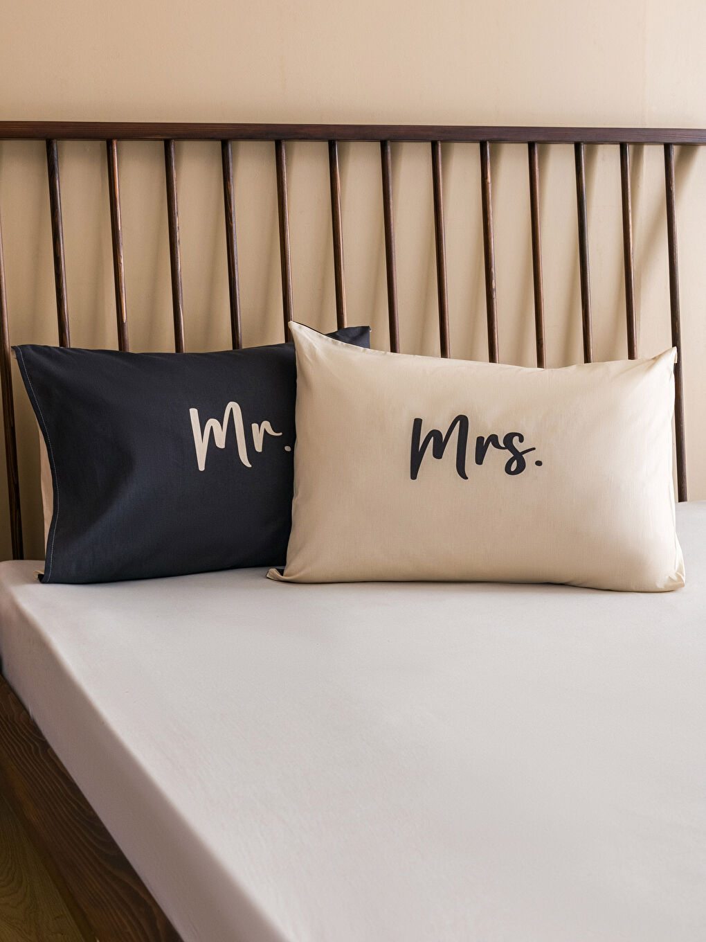 Karışık Desenli Çift Kişilik Nevresim Seti-2