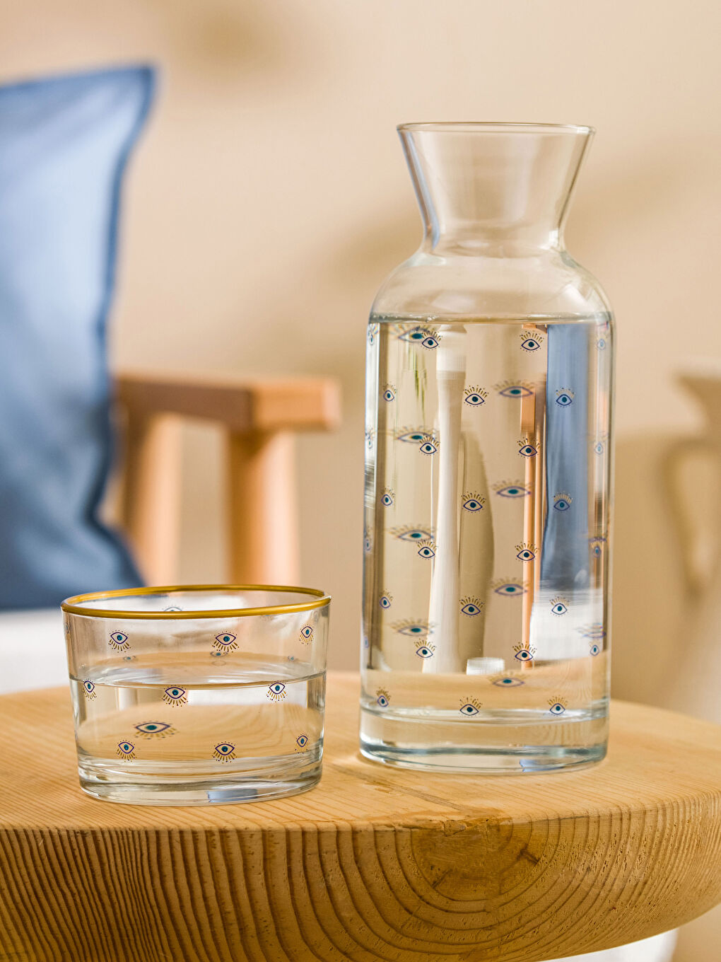 Mavi Baskılı Bardak Kapaklı Cam Sürahi 700 ml