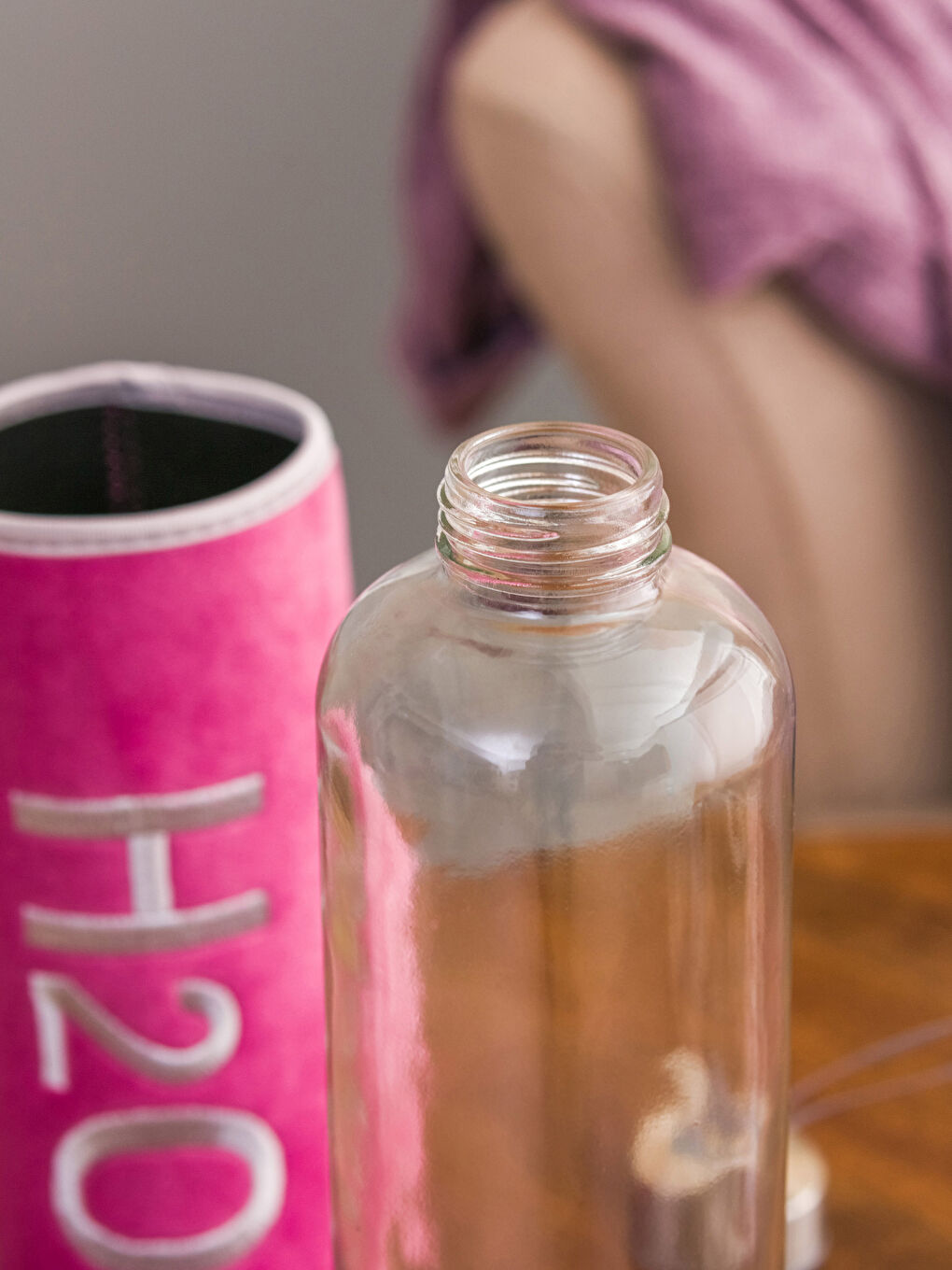 Pembe Kılıflı Cam Matara 1000 ml-2