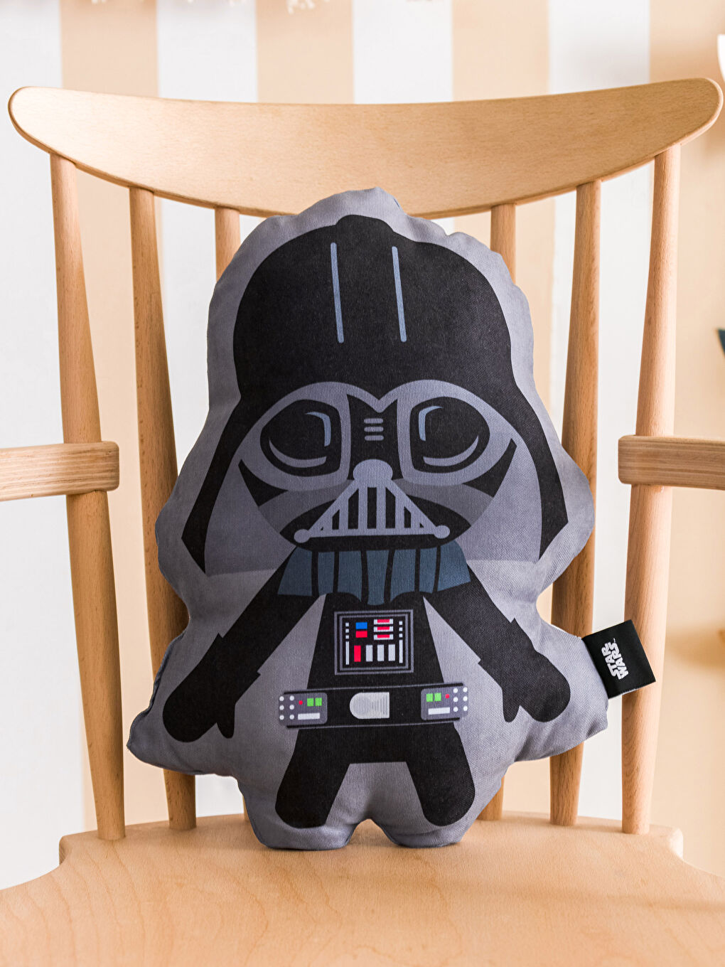 LCW HOME Darth Vader Printed Filled Baby Throw Pillow 39 Cm -S3G240Z1-F9C
