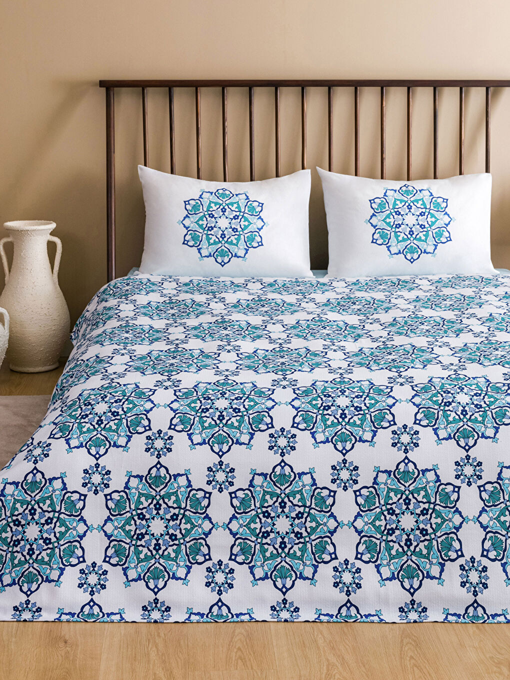 Mavi Desenli Pamuklu Çift Kişilik Pike Takımı