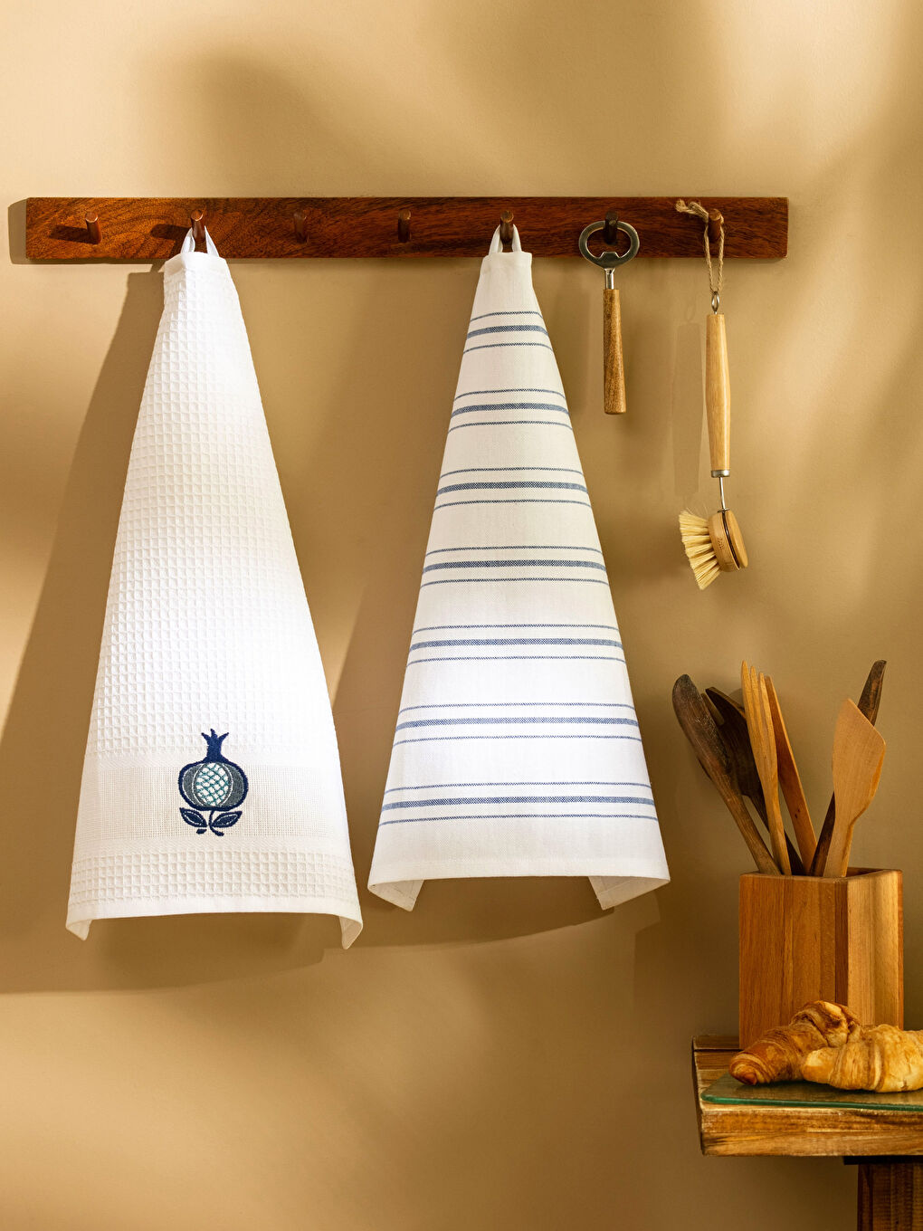 Karışık Nar Nakışlı Kurulama Bezi 2'li 40x50 cm-1