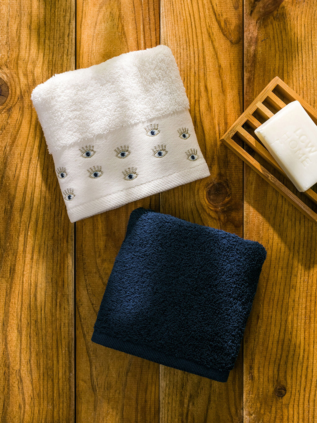 Eye Embroidered Hand Towel 2 Pack 30x50 Cm-2