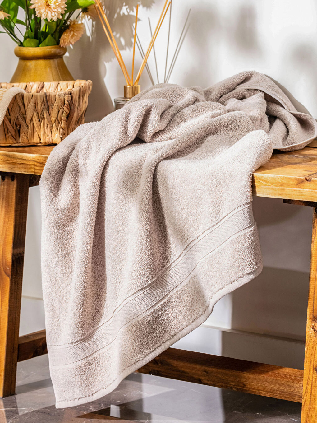 Serviette de bain unie 70x140 cm