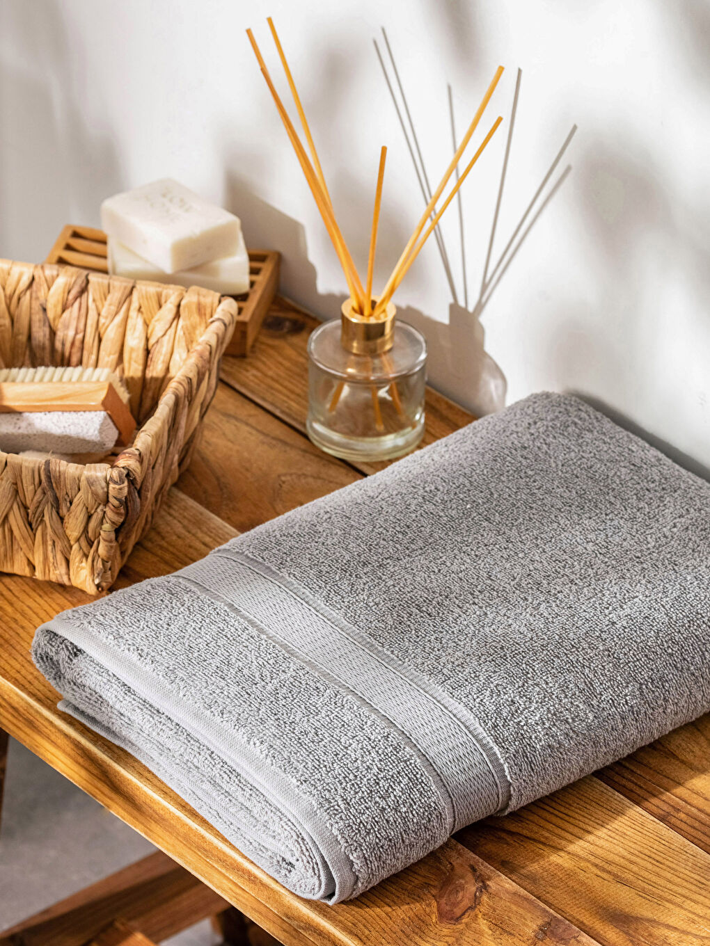 LCW HOME Plain Cotton Bath Towel 70x140 Cm -S3GC16Z8-DKB