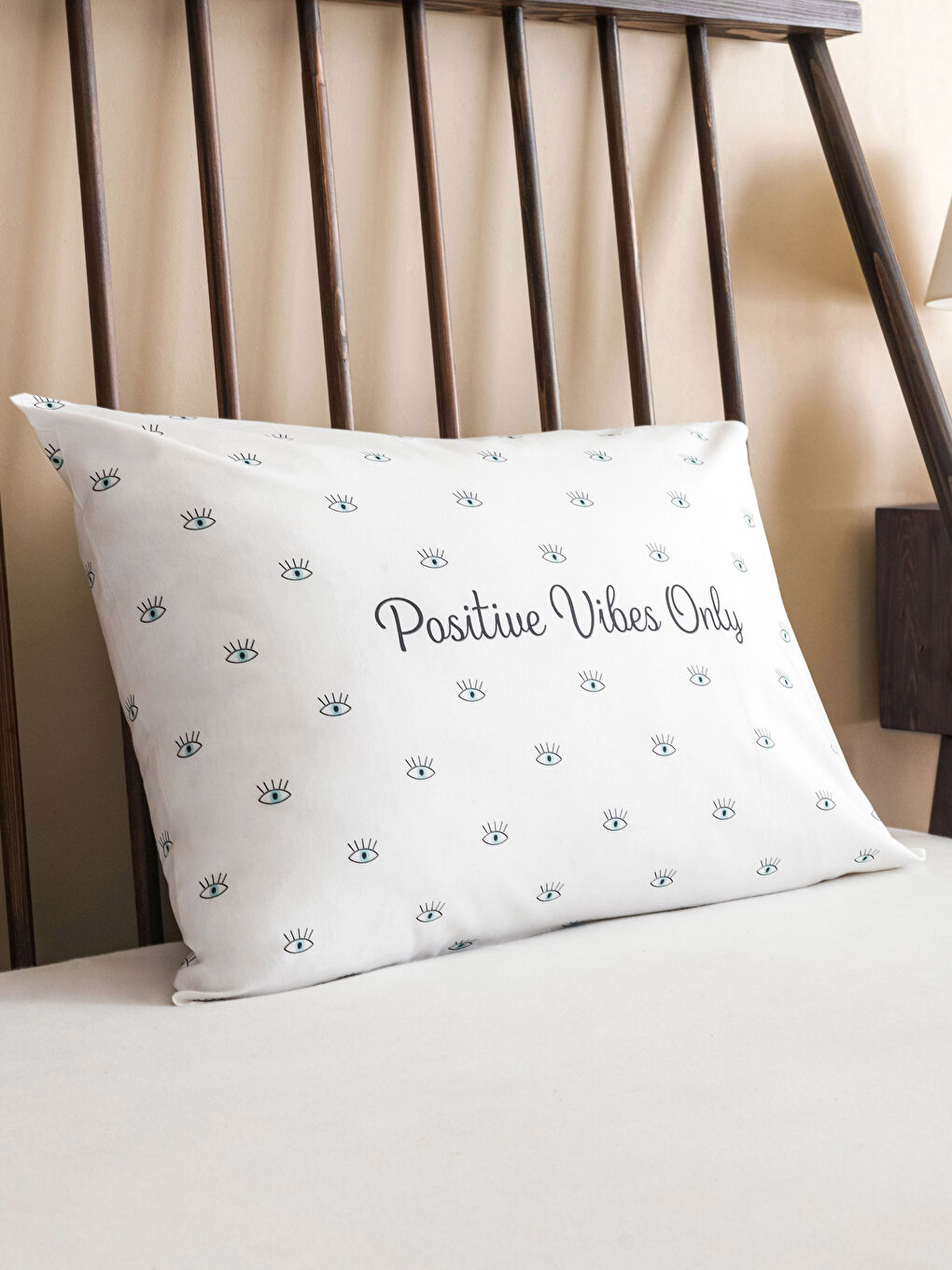 غطاء وسادة قطن بنقشة عين مقاس 50x70 سم