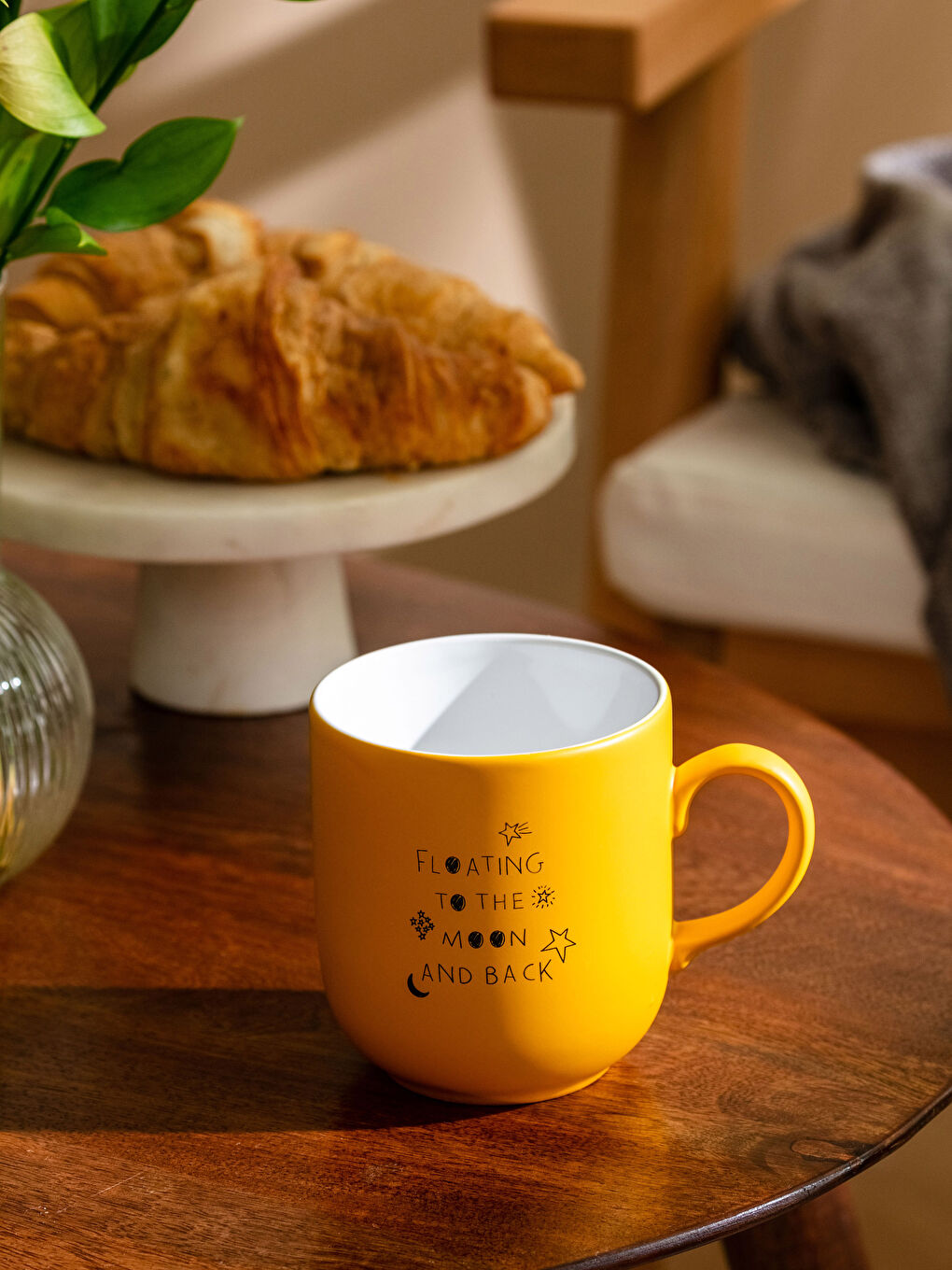 Winnie The Pooh Printed Ceramic Mug 360 Ml-1