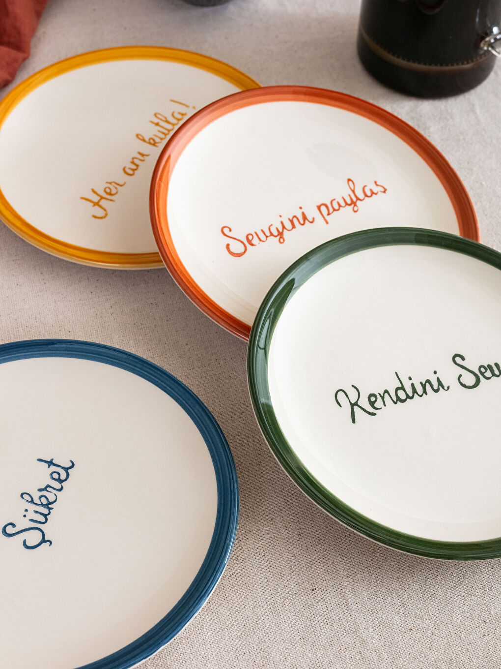 Lettering Printed Ceramic Cake Plate Set of 4-2