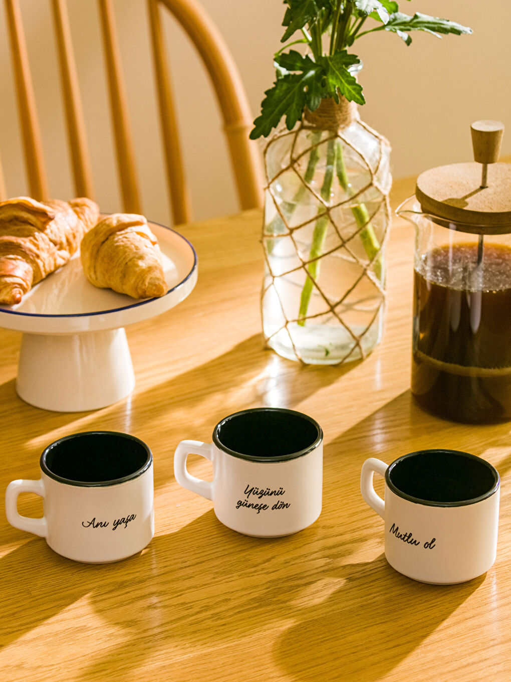 LCW HOME Siyah Yazı Baskılı Seramik Fincan Set 3'lü