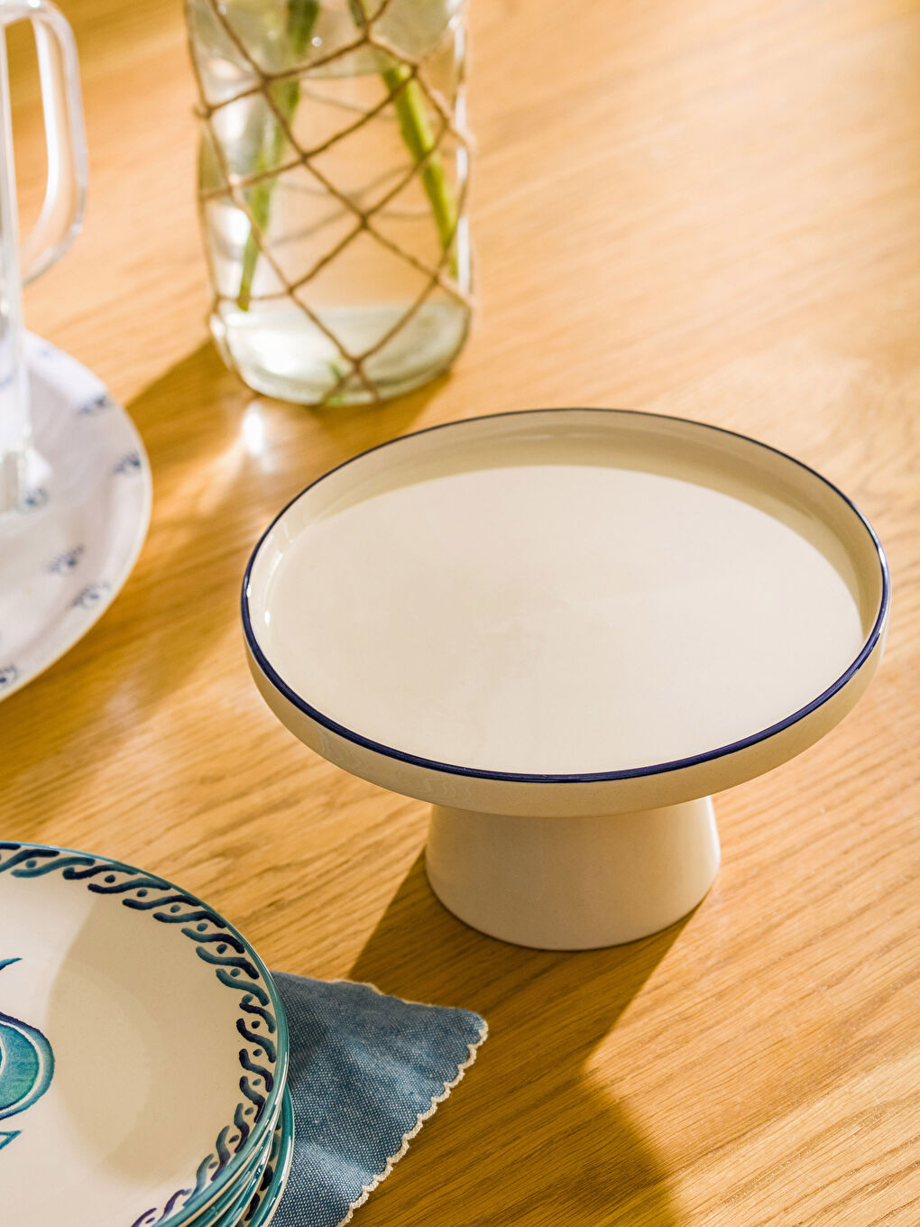 Lacivert Ayaklı Seramik Sunumluk 20 cm-1