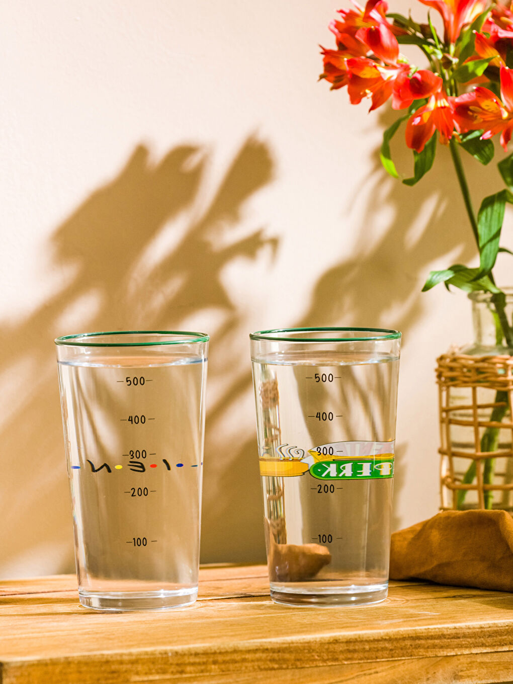 Karışık Friends Baskılı Cam Bardak 2'li 570 ml-1