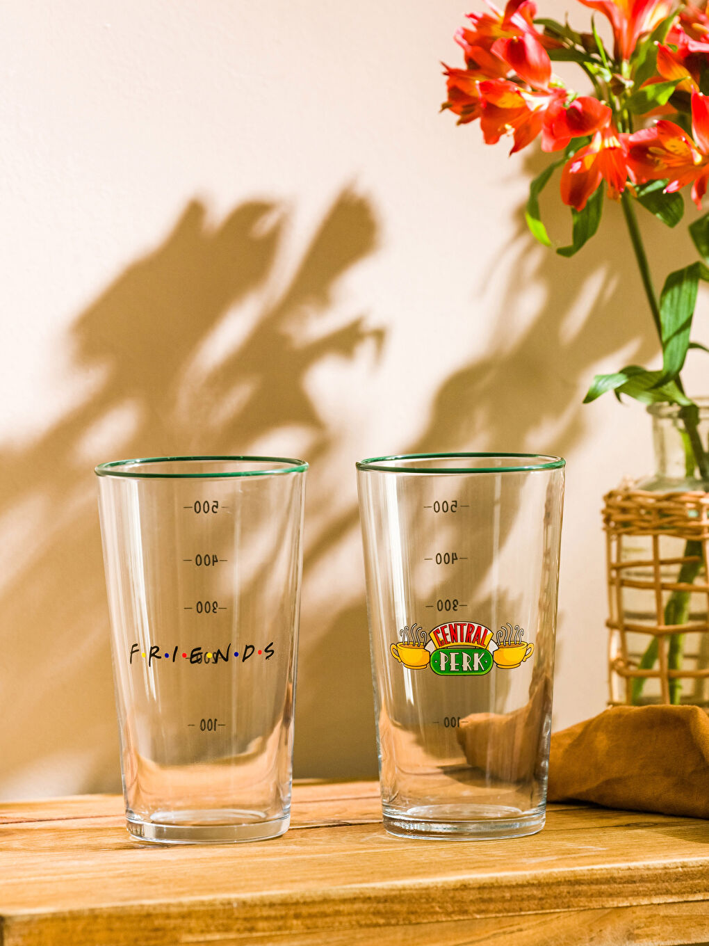 Karışık Friends Baskılı Cam Bardak 2'li 570 ml-2