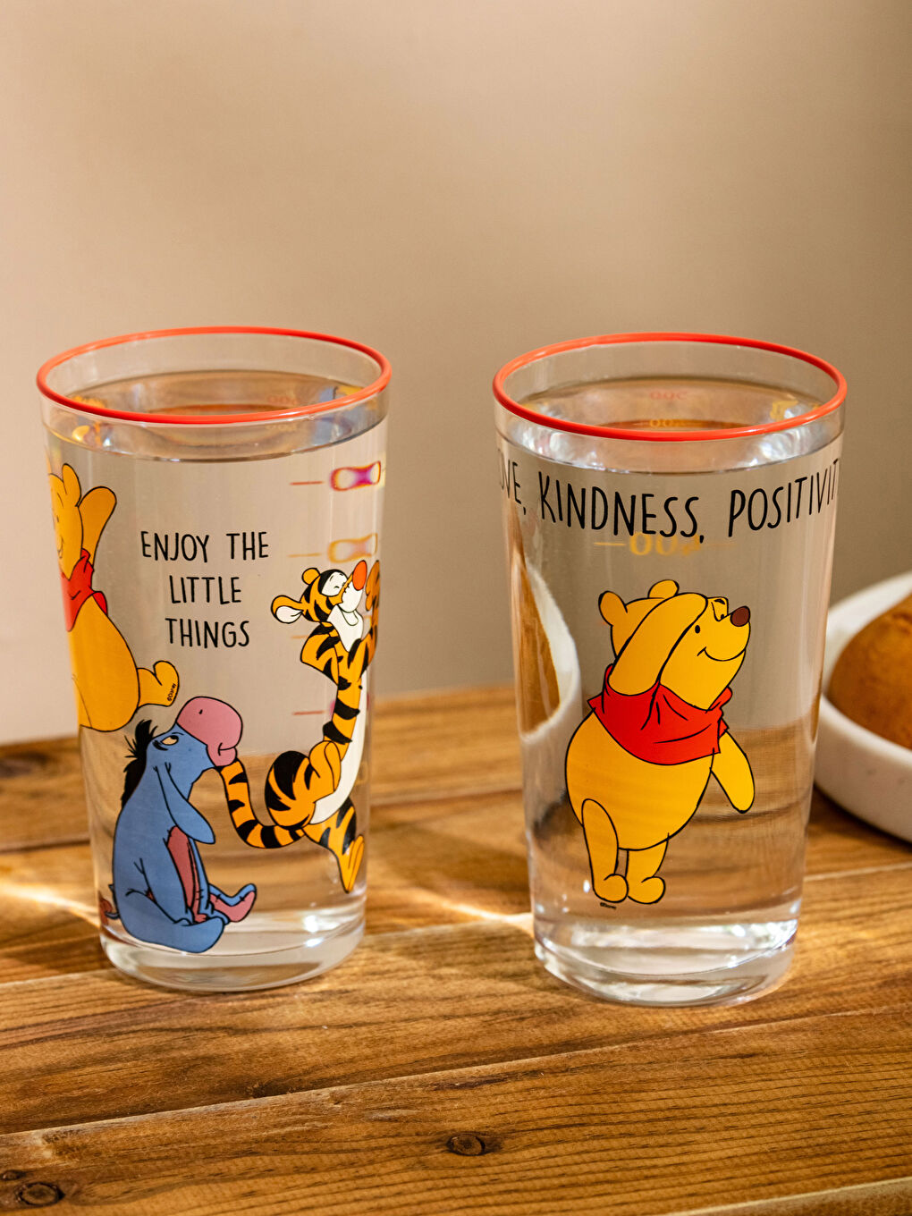 Karışık Winnie The Pooh Baskılı Cam Bardak 2'li 570 ml