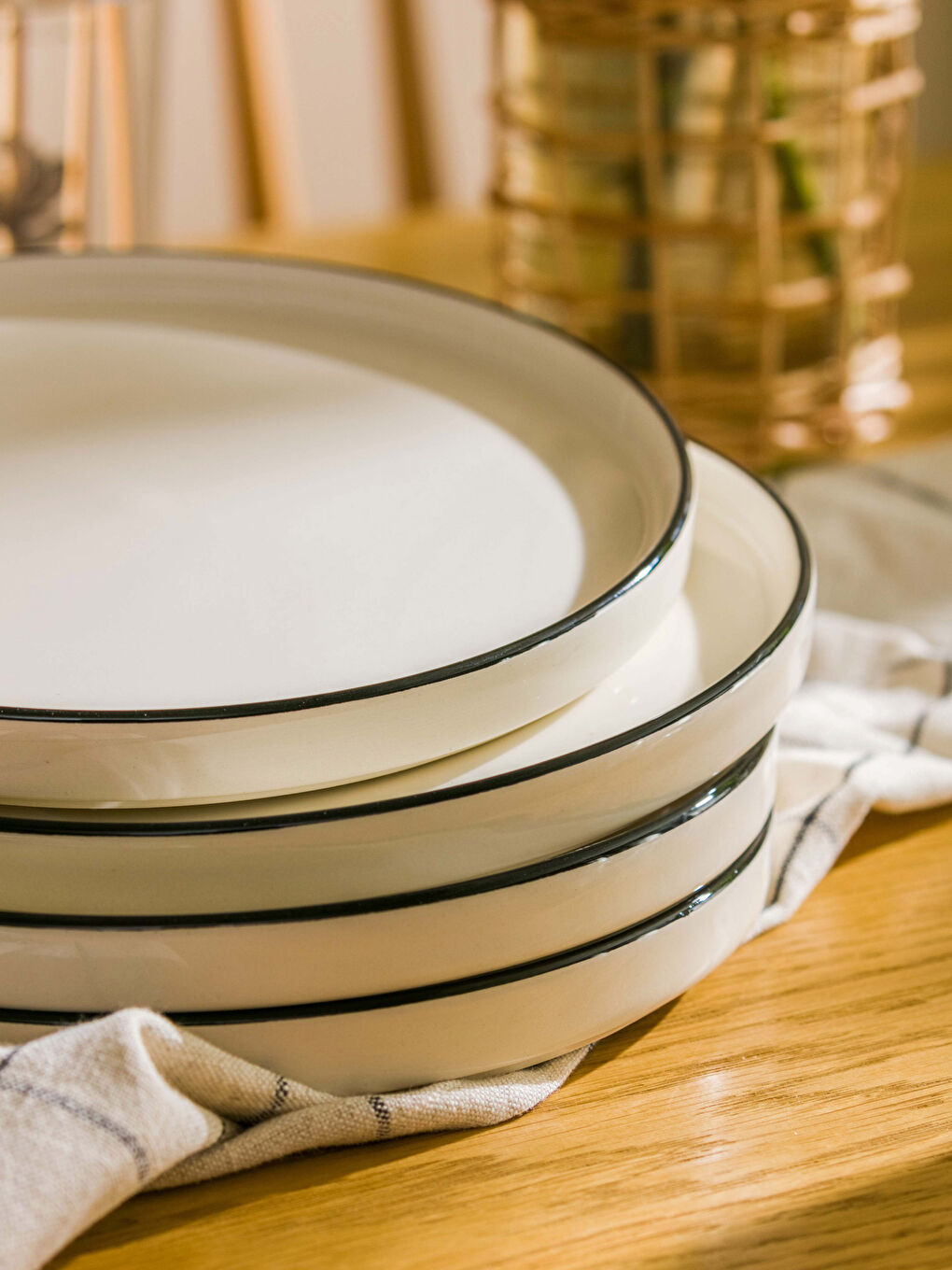 Ceramic Cake Plate Set of 4 20 Cm-2