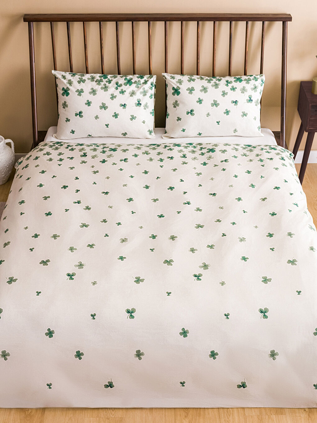 Karışık Yonca Baskılı Ranforce Çift Kişilik Nevresim Seti-1