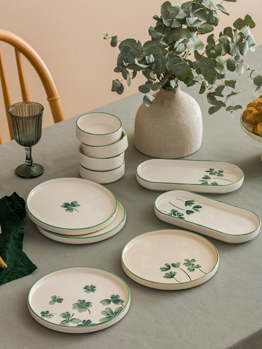 Yeşil 10 Parça 4 Kişilik Seramik Kahvaltı Takımı