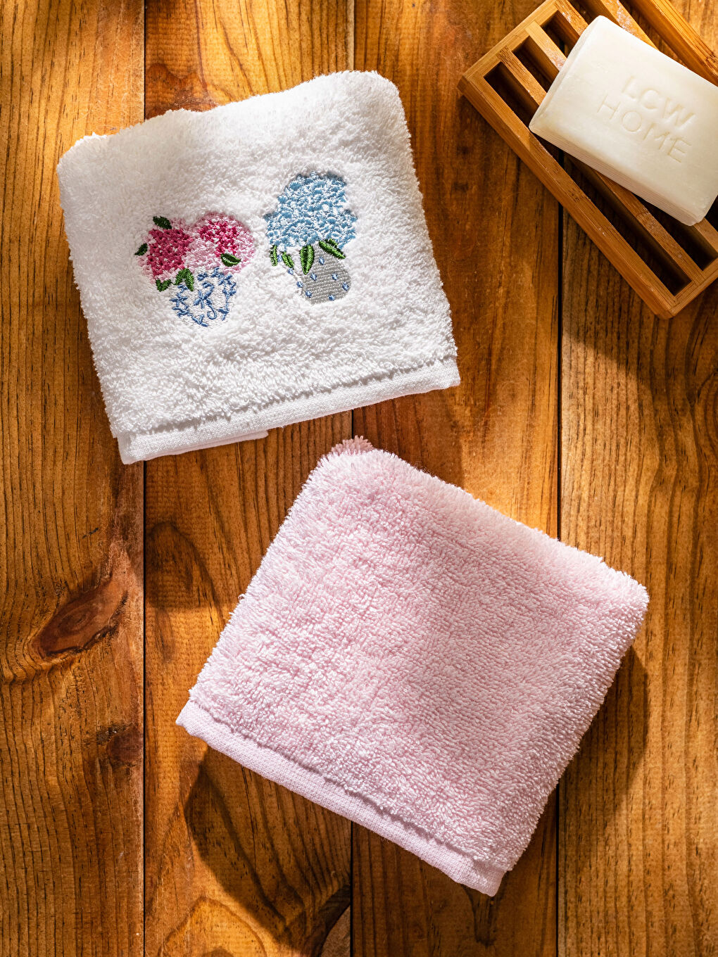 Serviette d'invité brodée 2 pcs 30x50 cm-2