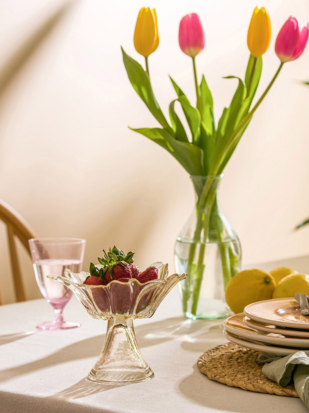 Bej Ayaklı Cam Sunumluk 17x12 cm