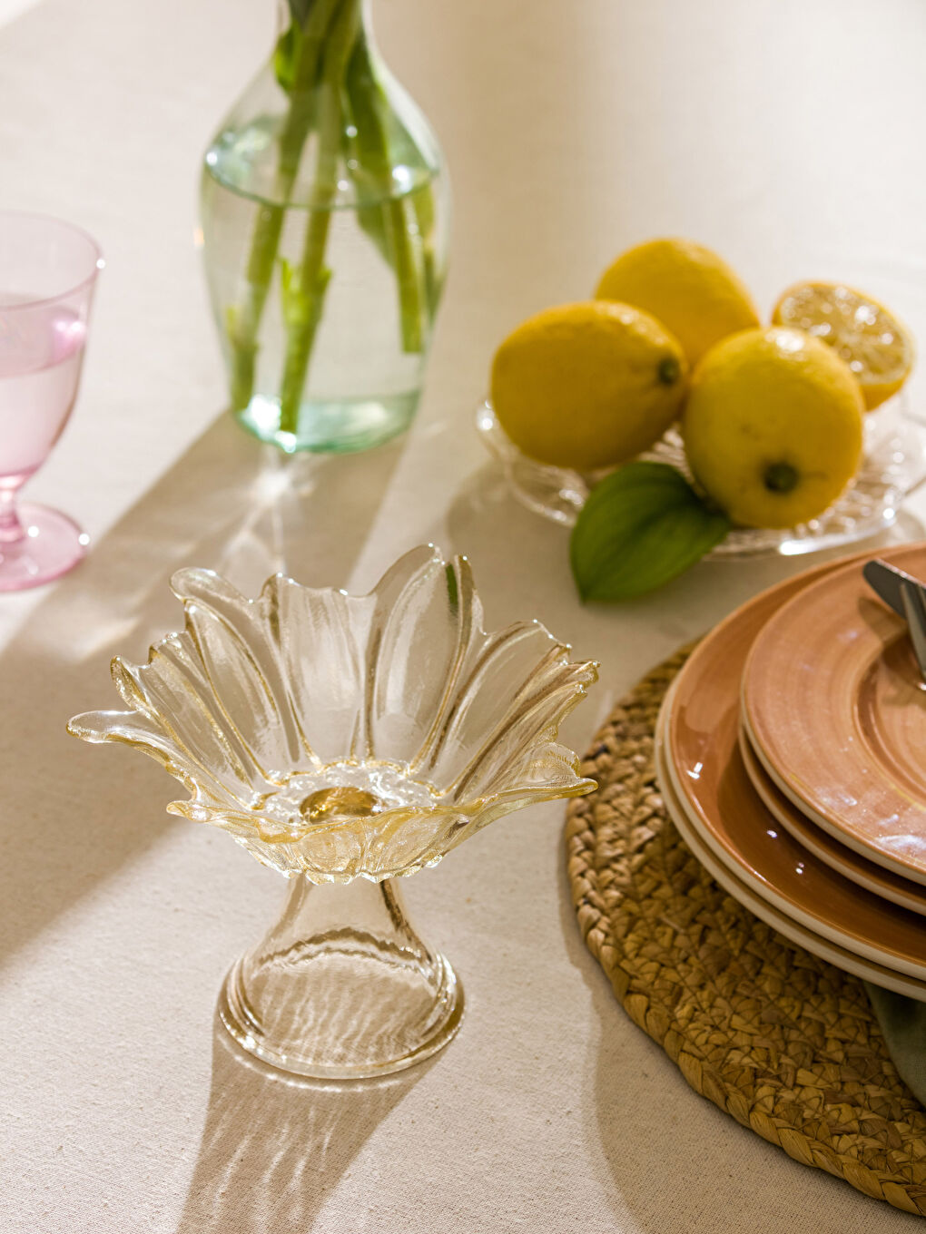 Bej Ayaklı Cam Sunumluk 17x12 cm-1