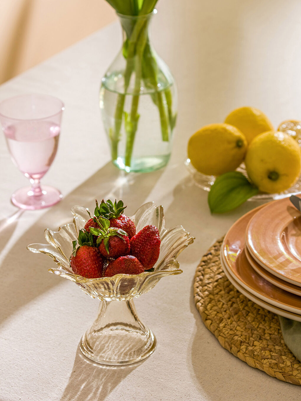 Bej Ayaklı Cam Sunumluk 17x12 cm-2