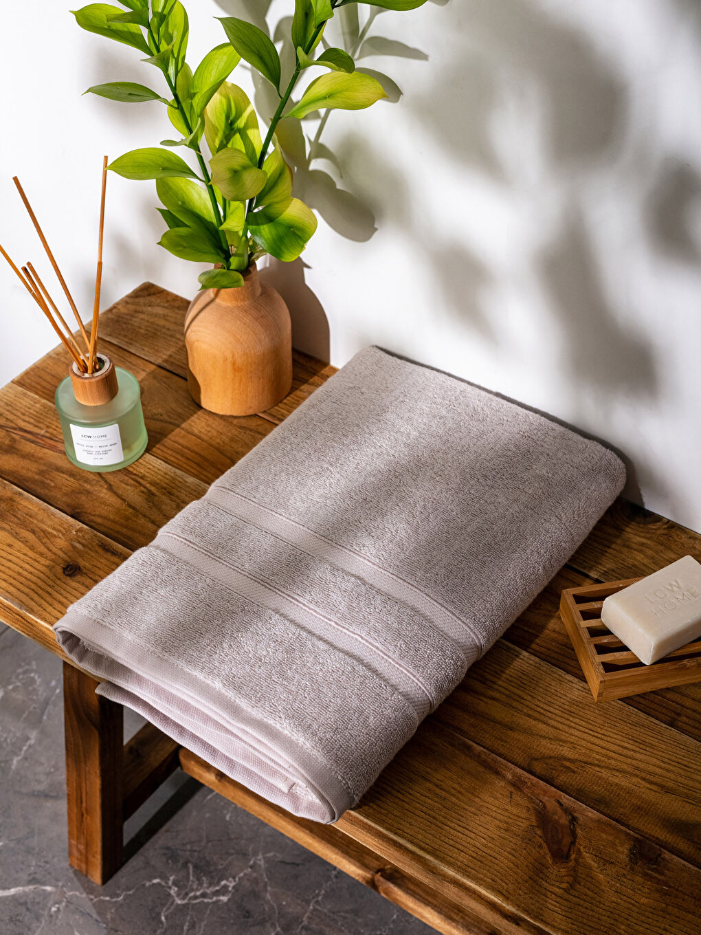 Plain Bamboo Bath Towel 70x140 cm-1